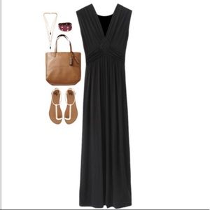 GILLI JESSIE KNIT MAXI DRESS